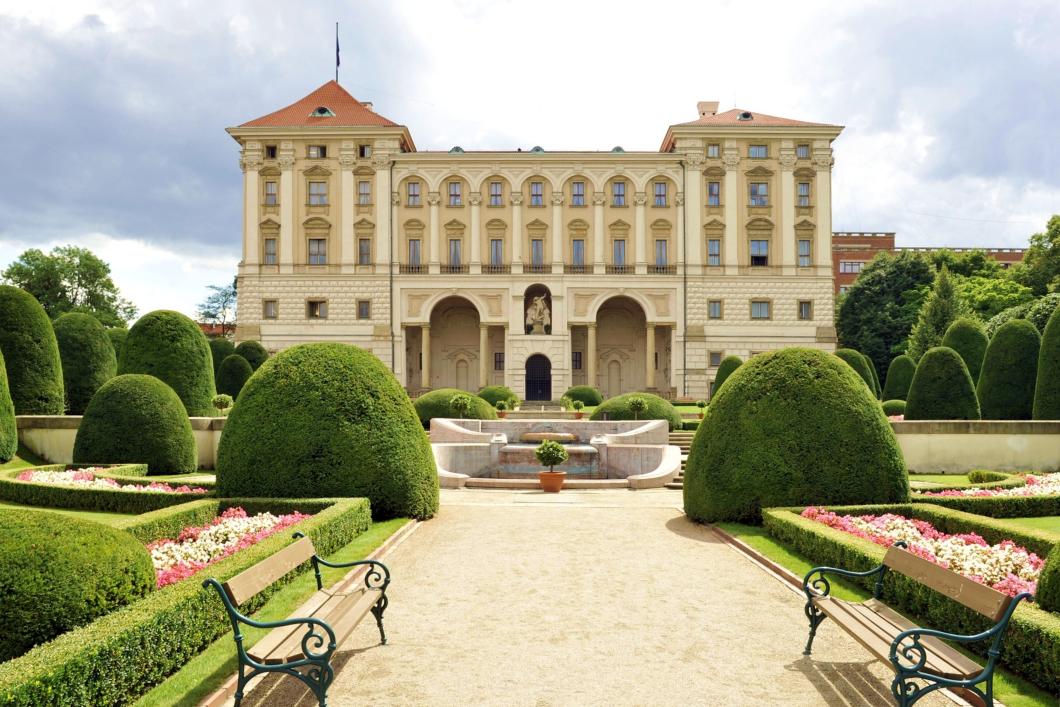 Česko pokračuje v „Programu Ukrajina“ a bude pomáhat Ukrajině i v dalších letech Česko pokračuje v „Programu Ukrajina“ a bude pomáhat Ukrajině i v dalších letech